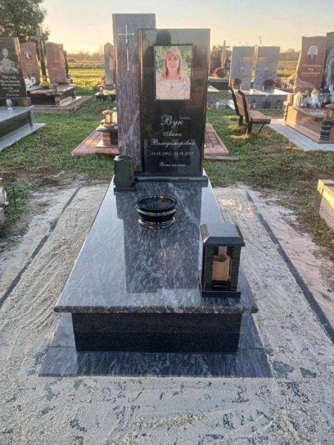 Гранітні памятники Миколаїв