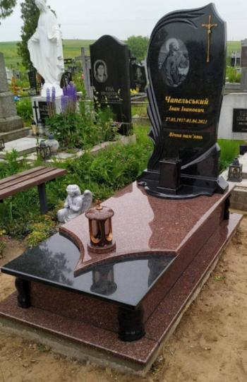 Гранітні памятники Рава-Руська