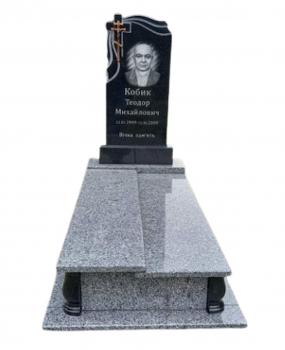 Памятник одинарний гранітний №17